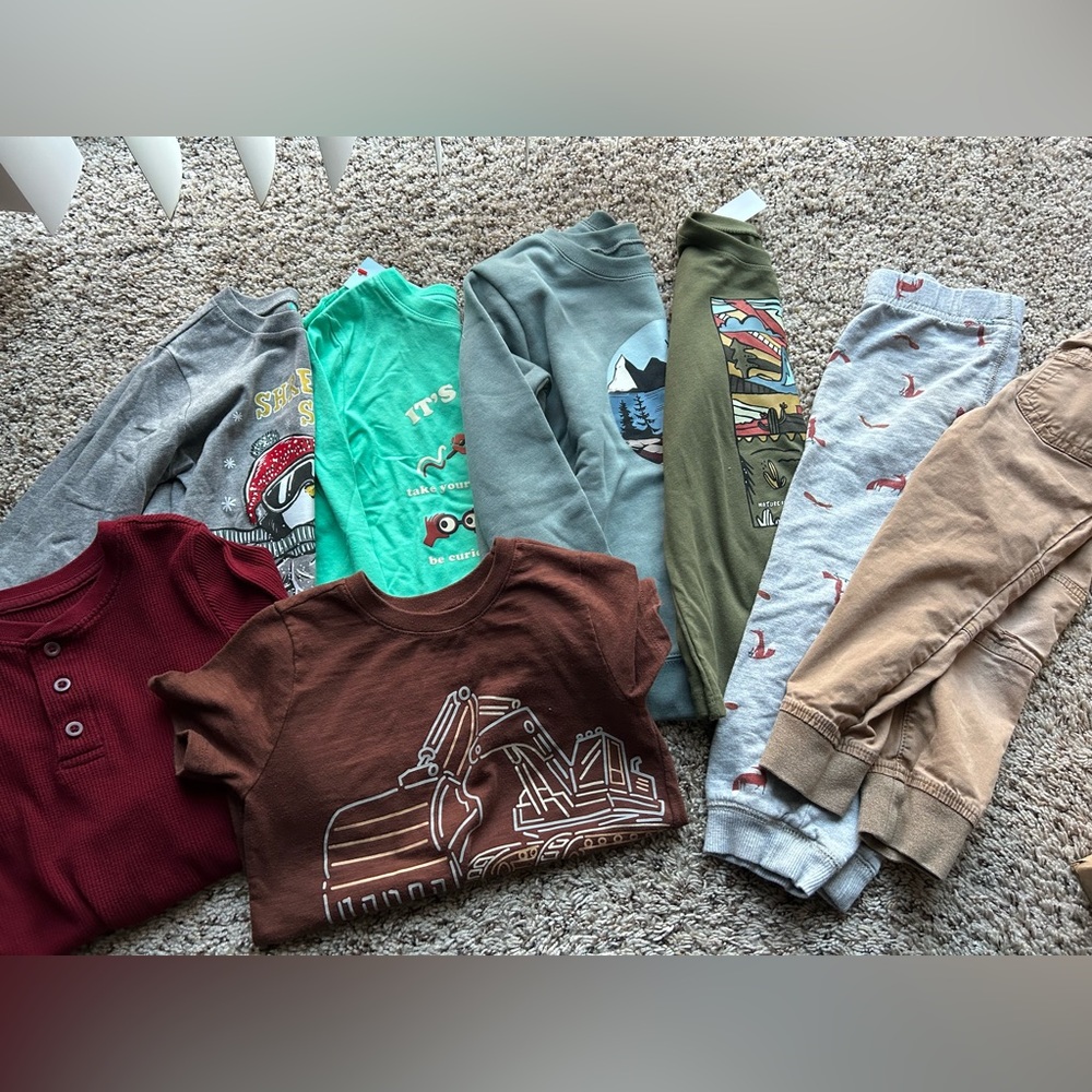 Boys 4T/5T Clothing Bundle